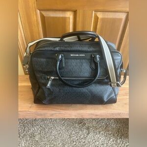 Michael Kors weekend bag